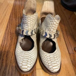 Freebird by Steven White Snake Blade